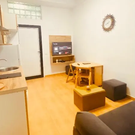 Ajsi Apartment